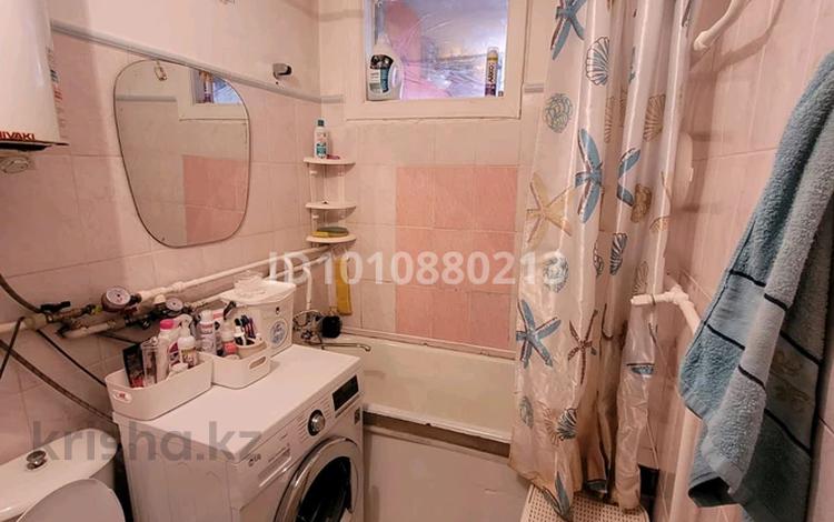 2-комнатная квартира · 45.6 м² · 4/4 этаж, Камзина 98 — Толстого за 13.7 млн ₸ в Павлодаре — фото 2