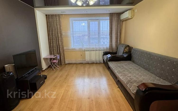 3-бөлмелі пәтер · 61.9 м² · 6/9 қабат, Абая, бағасы: 21.5 млн ₸ в Уральске — фото 2