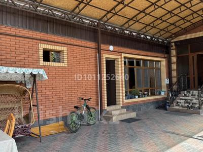 Отдельный дом · 8 комнат · 400 м² · 6 сот., мкр Шапагат, Биянху 207 за 180 млн ₸ в Алматы, Алатауский р-н