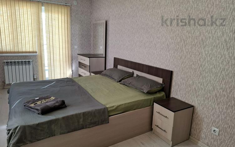 2-комнатная квартира · 60 м² · 9/12 этаж, Микрорайон Жаңа қала 9 улица 30/2 — Саттарханова и 9 улицы за 12 000 〒 в Туркестане — фото 2