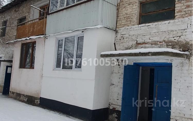 2-бөлмелі пәтер · 60 м² · 2/2 қабат, Сейфулина 24 — Больницы, бағасы: 12 млн ₸ в Сарыкемере — фото 2