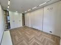 2-комнатная квартира · 70 м² · 13/18 этаж, Е-36, E-15 2, 4, 5, 9, 11 за 400 000 ₸ в Астане, Нура р-н — фото 2