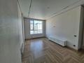 2-комнатная квартира · 70 м² · 13/18 этаж, Е-36, E-15 2, 4, 5, 9, 11 за 400 000 ₸ в Астане, Нура р-н — фото 3