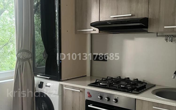 3-бөлмелі пәтер · 56 м² · 3/4 қабат, мкр №2 45, бағасы: 350 000 ₸ в Алматы, Ауэзовский р-н — фото 2