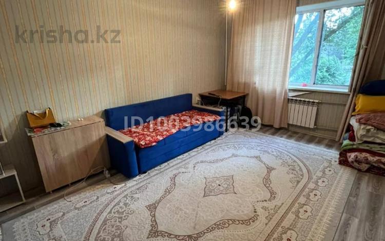 1-комнатная квартира · 41 м² · 2/5 этаж, мкр Аксай-2 40 за 220 000 ₸ в Алматы, Ауэзовский р-н — фото 2