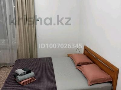 2-комнатная квартира · 60 м² · 1/4 этаж, Жарбосынова 84/2 за 10 000 〒 в Атырау