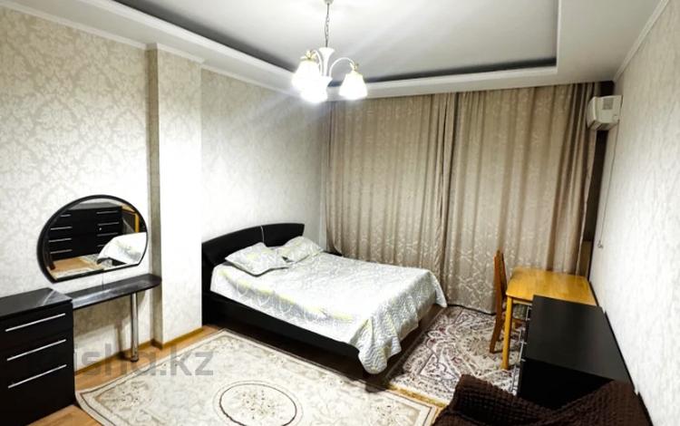 2-бөлмелі пәтер · 90 м² · 6/13 қабат, Варламова — Пр. Абая, бағасы: 66 млн ₸ в Алматы, Алмалинский р-н — фото 50