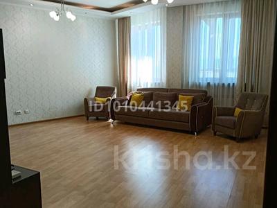 2-бөлмелі пәтер · 90 м² · 6/13 қабат, Варламова — Пр. Абая, бағасы: 63.8 млн ₸ в Алматы, Алмалинский р-н