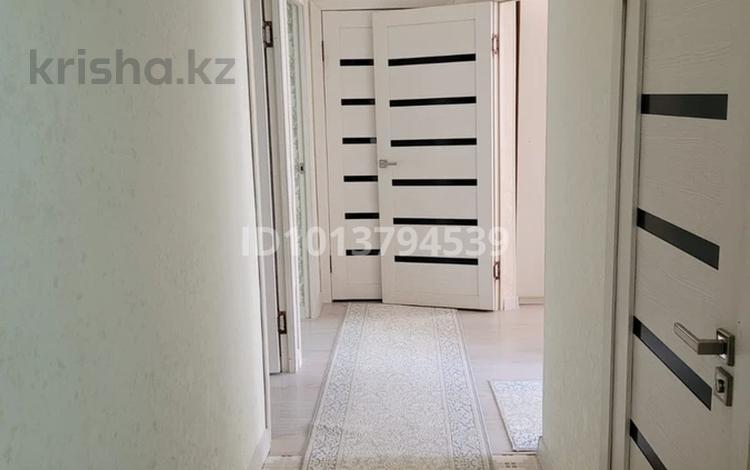 3-комнатная квартира · 80 м² · 4/6 этаж, 31Б мкр 14 за 15 000 ₸ в Актау — фото 2