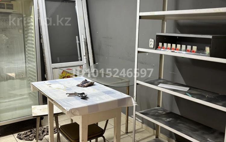 Свободное назначение, офисы, магазины и бутики, склады, общепит, салоны красоты, медцентры и аптеки, кабинеты и рабочие места, студии · 40 м² за 150 000 ₸ в Караганде, Казыбек би р-н — фото 2
