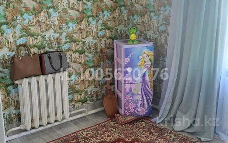 Отдельный дом · 3 комнаты · 80 м² · 6 сот., Самал — Школа-лицей Саулет за 13 млн 〒 в Таскала — фото 2