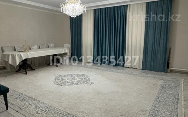 Жеке үй · 5 бөлме · 150 м² · 14 жүзд., Өрлеу ш/а., Қайрата Рыскулбекова 12, бағасы: 30 млн ₸ в Атырау, мкр Орлеу — фото 2