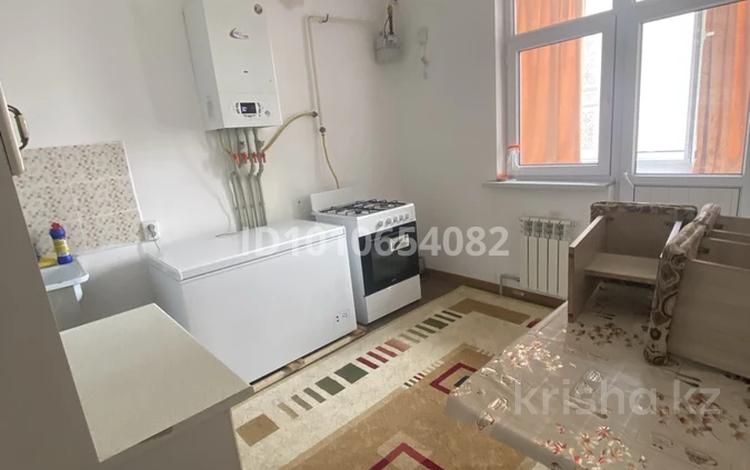 3-комнатная квартира · 80 м² · 3/5 этаж, мкр Туран-2, Каусар 21/10 за 150 000 ₸ в Шымкенте, Каратауский р-н — фото 2