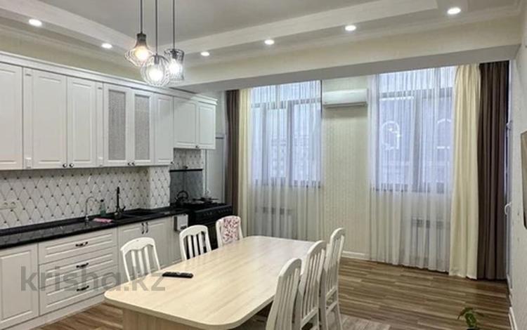 4-комнатная квартира · 172 м² · 9/9 этаж, 17-й мкр 30 за 54 млн ₸ в Актау — фото 2