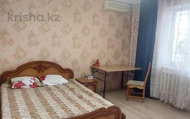 1-комнатная квартира · 40 м² · 2/12 этаж, мкр Самал-2 89 — Бектурова за 280 000 ₸ в Алматы, Медеуский р-н — фото 2