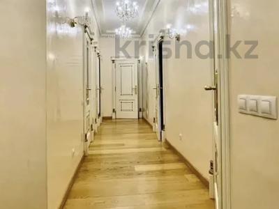 4-комнатная квартира · 185 м² · 3/4 этаж, Мирас 53–64 за ~ 220 млн 〒 в Алматы, Бостандыкский р-н