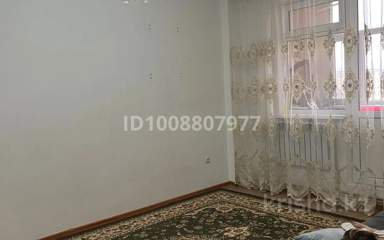 1-бөлмелі пәтер · 51.8 м² · 4/5 қабат, мкр Арай-2 13, бағасы: 15 млн 〒 в Таразе — фото 2