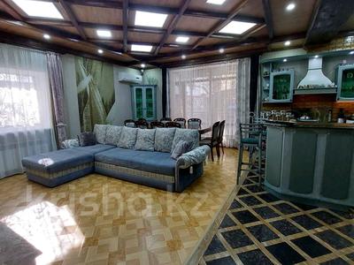 Отдельный дом · 7 комнат · 384 м² · 7 сот., мкр Тастак-3, Ислама Каримова — Толе би за 270 млн 〒 в Алматы, Алмалинский р-н