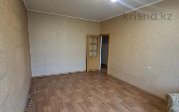 2-комнатная квартира · 60 м² · 5/5 этаж, мкр Аксай-5 за 40 млн ₸ в Алматы, Ауэзовский р-н — фото 2