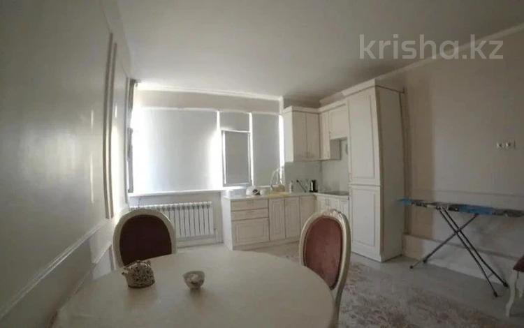 2-комнатная квартира · 52 м² · 17/17 этаж, мкр Таугуль, Жандосова за 35 млн ₸ в Алматы, Ауэзовский р-н — фото 6