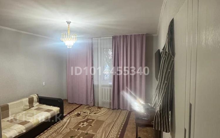 1-комнатная квартира · 35 м² · 1/5 этаж, мкр Жилгородок — Абубакир Кердери пересечение Тургенева 40 за 120 000 ₸ в Актобе — фото 8