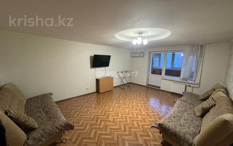2-бөлмелі пәтер · 72 м² · 4 қабат, Сатпаева 15/3, бағасы: 180 000 ₸ в Усть-Каменогорске — фото 5