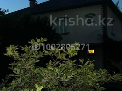 Жер үй мен саяжайлар в Шымкенте: Жеке үй · 6 бөлме · 300 м², мкр Малый Самал 24 — Каныбекова, бағасы: 1.2 млн 〒 Жеке үй · 6 бөлме · 300 м², мкр Малый Самал 24 — Каныбекова, бағасы: 1.2 млн 〒 в Шымкенте, Туран р-н