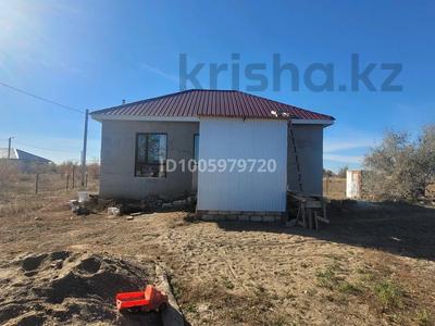 Отдельный дом · 2 комнаты · 60 м² · 10 сот., Жилой массив Шыгыс 725 — После жилого массива Рауан за 17 млн 〒 в Актобе