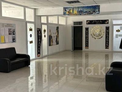 Еркін, кеңселер, монша, қонақ үй және демалыс орындары, медорталықтар мен дәріханалар, білім орталықтары, ойын-сауық · 7272 м², бағасы: 200 млн ₸ в Кокшетау