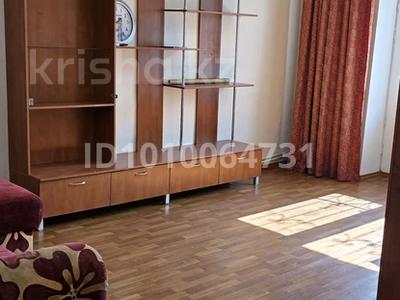 3-комнатная квартира · 80 м² · 2/3 этаж, Тауке хана 8 — Угол улицы Байтурсынова за 38 млн 〒 в Шымкенте