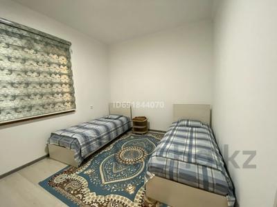 2-комнатная квартира, 10 м², 1/1 этаж помесячно, Мустафа шокай за 100 000 〒 в Туркестане