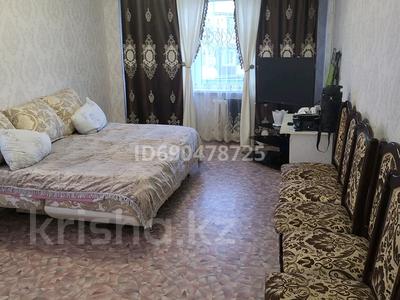 2-комнатная квартира, 43.3 м², 4/5 этаж, Мухамеджанова 12 — Стекляшки за 12 млн 〒 в Балхаше