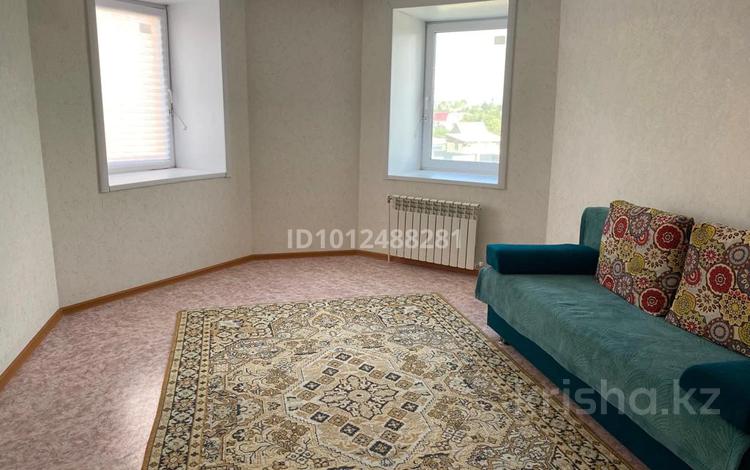 3-комнатная квартира · 65 м² · 4/9 этаж, мкр. Юбилейный 8 за 29 млн ₸ в Костанае — фото 2