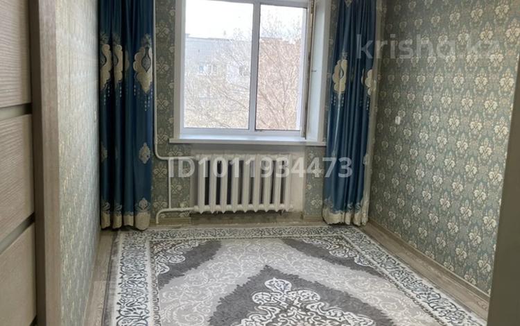 3 бөлме · 10 м² · 5/5 қабат, мкр Омега, Шалкыма — Есенжанова, бағасы: 40 000 ₸ в Уральске — фото 2