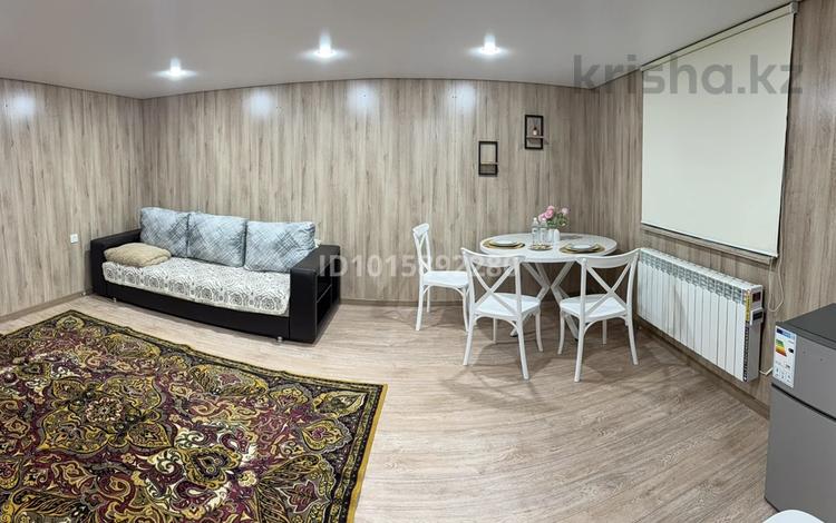 Дом · 2 комнаты · 40 м², Рей 12 — Микрорайон Қаратөбе за 30 000 ₸ в Каркаралинске — фото 3