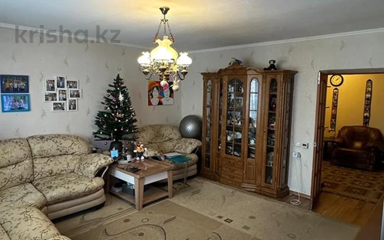 4-комнатная квартира · 105 м² · 2/9 этаж, Кайсенова 12 за 49 млн ₸ в Усть-Каменогорске — фото 13