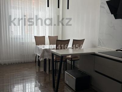 2-бөлмелі пәтер · 88 м² · 8/14 қабат, 17-ш/а. 6, бағасы: 35 000 ₸ в Актау, 17-й мкр