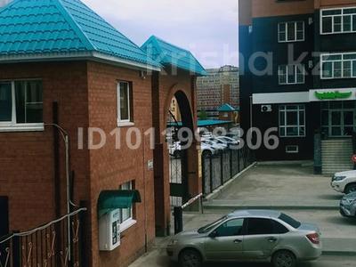 4-комнатная квартира · 141 м² · 4/9 этаж, мкр. Алтын орда, Алия Молдагулова 50а за 63 млн ₸ в Актобе