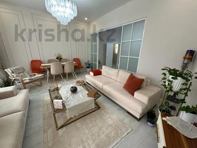 4-комнатная квартира, 145 м², 7/9 этаж, Арайлы 12 за 125 млн 〒 в Алматы, Бостандыкский р-н