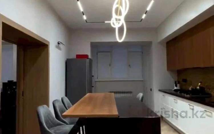 4-комнатная квартира · 168 м² · 2/5 этаж, мкр. Алтын орда 11г за 99 млн ₸ в Актобе — фото 5