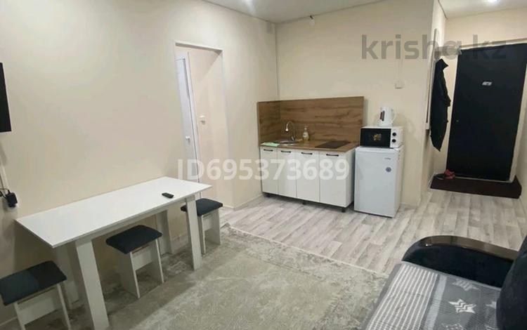 1-комнатная квартира · 30 м² · 1/5 этаж, 35 квартал 3 за 11 млн ₸ в Семее — фото 2