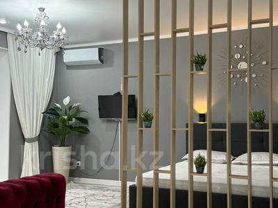 1-комнатная квартира · 45 м² · 1/5 этаж, мкр Кунаева 16/5 за 20 000 ₸ в Уральске