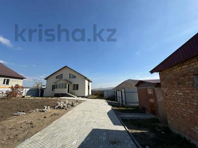 Отдельный дом · 4 комнаты · 135 м² · 10 сот., Былинная за 57 млн 〒 в Усть-Каменогорске