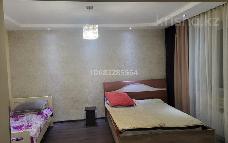 1-комнатная квартира · 34 м² · 4/9 этаж, мкр Новый Город, Бухар жырау 96 — Район нового рынка за 9 000 ₸ в Караганде, Казыбек би р-н — фото 8