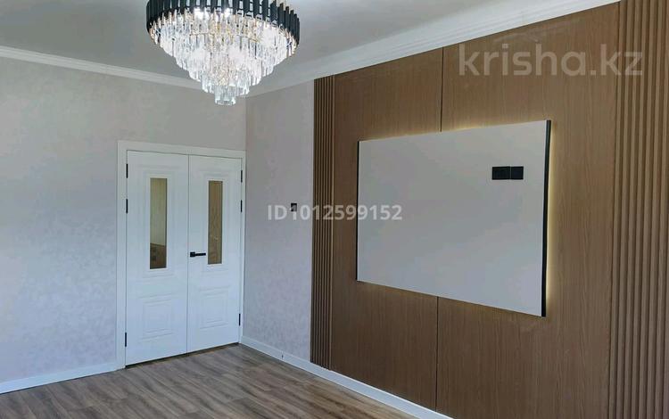 2-бөлмелі пәтер · 54 м² · 2/5 қабат, мкр Нижний Отырар 11, бағасы: 23.5 млн ₸ в Шымкенте, Туран р-н — фото 2