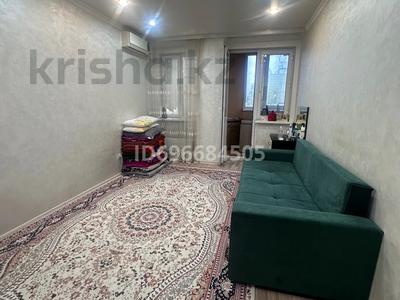 1-бөлмелі пәтер, 38 м², 4/6 қабат ай сайын, мкр Кокжиек 13, бағасы: 180 000 〒 в Алматы, Жетысуский р-н