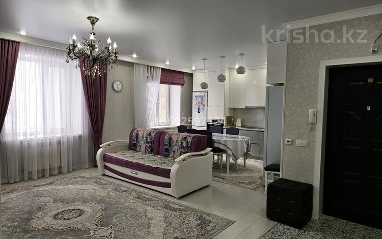 3-комнатная квартира, 73 м², 3/9 этаж, Нажимеденова 37 за 38 млн 〒 в Астане, Алматы р-н — фото 2