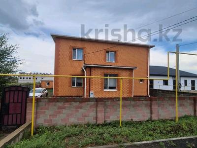 Жеке үй · 6 бөлме · 240 м² · 10 жүзд., Үркер, Малайсары Батыр 36, бағасы: 116 млн ₸ в Астане, Нура р-н