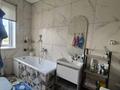 Жеке үй · 6 бөлме · 240 м² · 10 жүзд., Үркер, Малайсары Батыр 36, бағасы: 116 млн ₸ в Астане, Нура р-н — фото 40