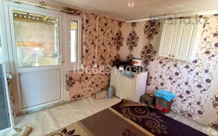 Жеке үй · 2 бөлме · 23 м² · 10 жүзд., Устирт 19 — 22 улица возле 24 школы, бағасы: 9 млн ₸ в Туркестане — фото 4